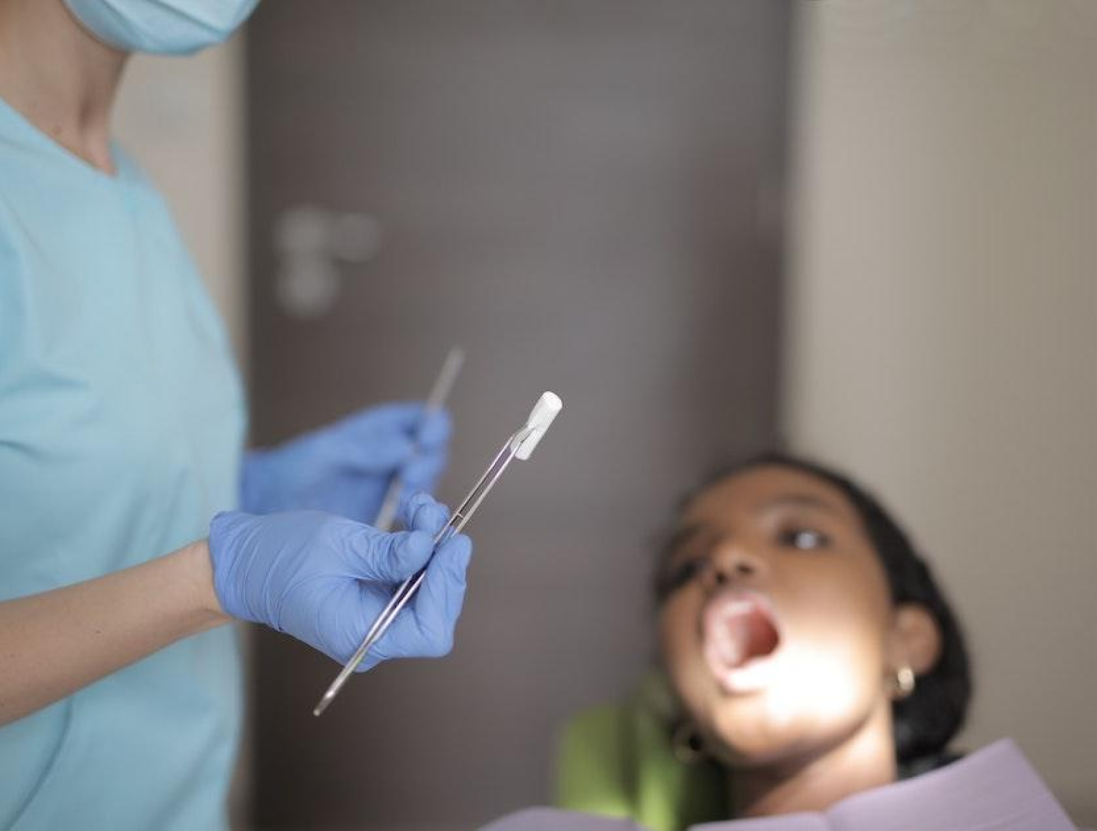 treating-tooth-pain-after-a-dental-filling-encore-dental-clinic